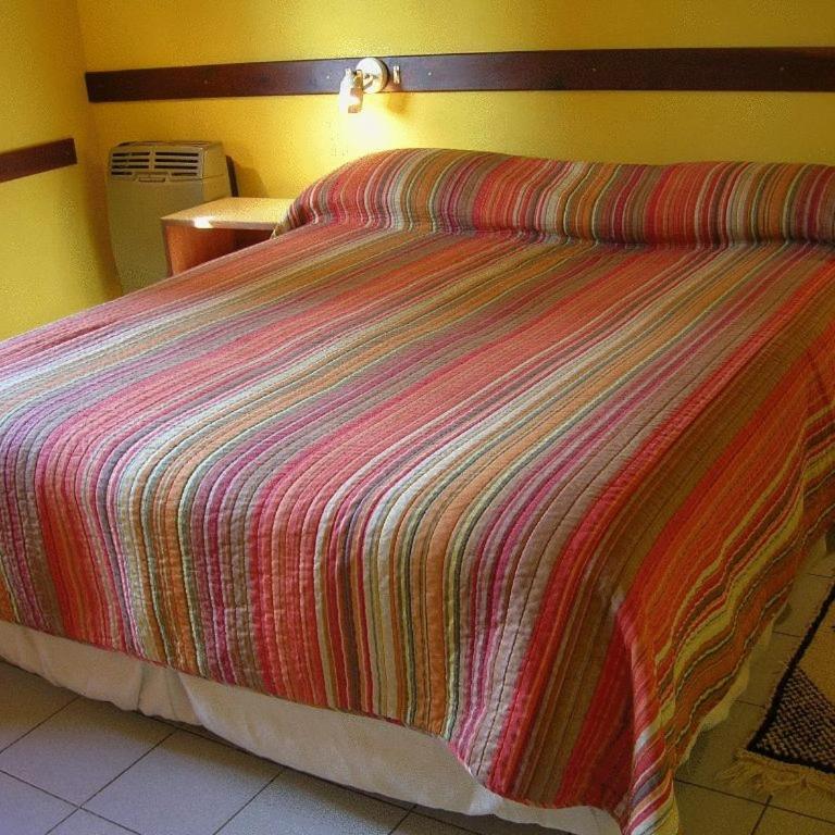 Hosteria Y Cabañas Del Campo - Bungalow de un dormitorio - 3