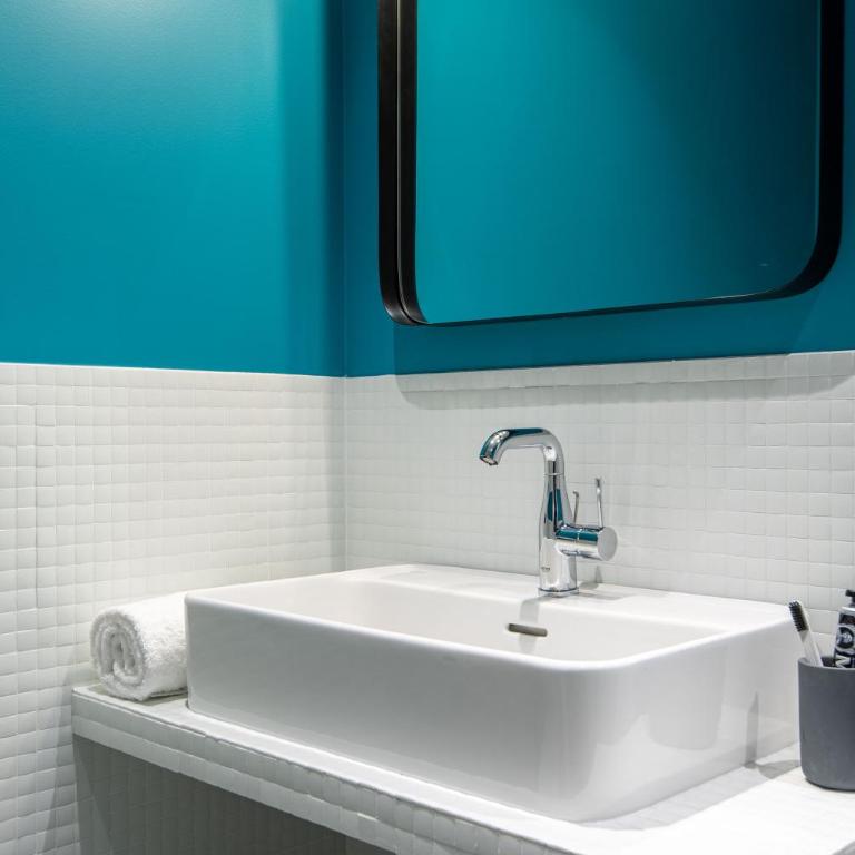 NEW - Superbe 1 Bdr Appt - Design 60'S - Paris 15e - Appartement 1 Chambre - 10