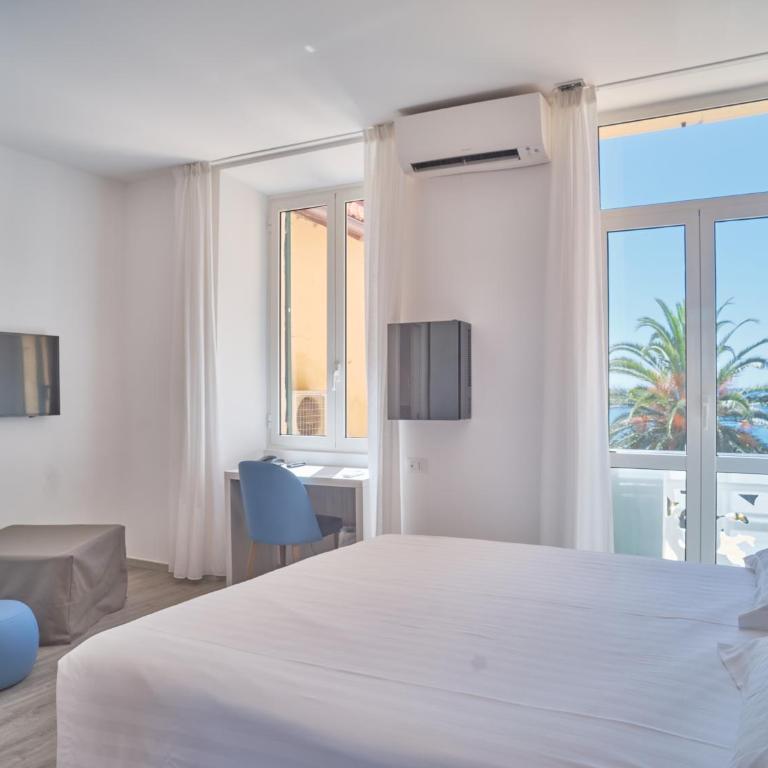 Hotel Medusa - Camera Matrimoniale/Doppia con Letti Singoli con Letto Supplementare e Vista Mare - 2