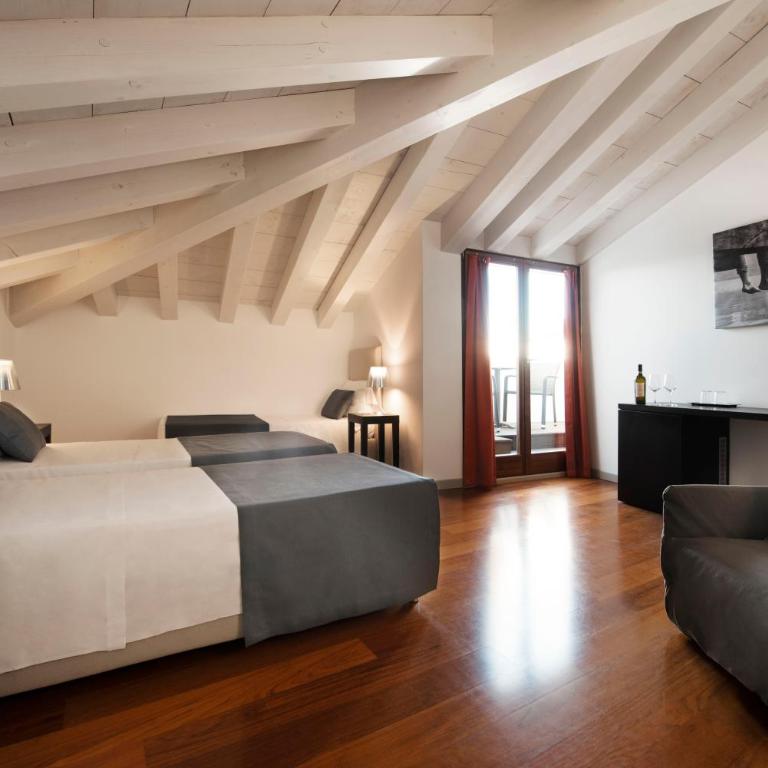 Hotel Del Porto - Deluxe Familienzimmer mit Seeblick - 6