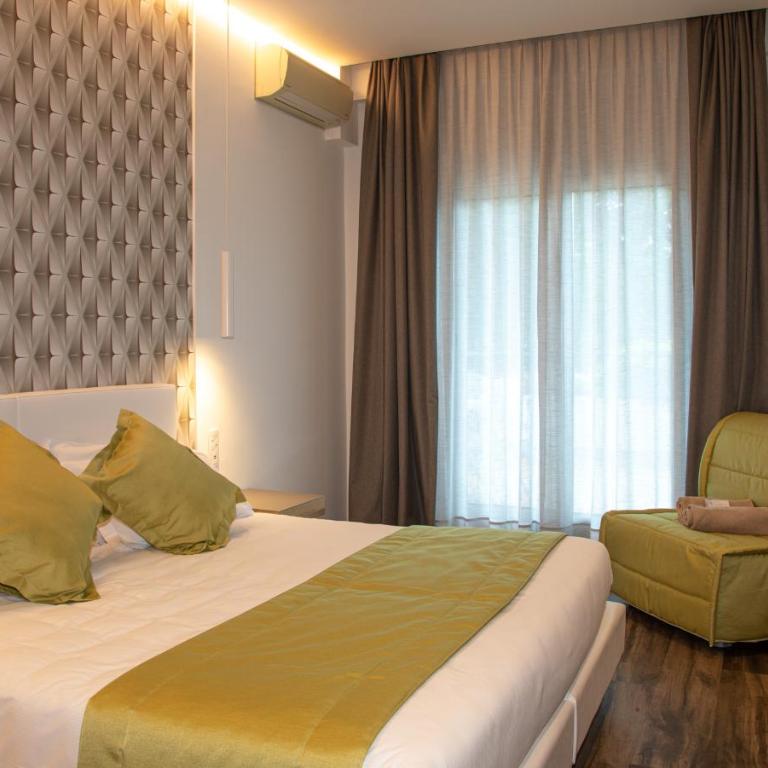 Hotel Aurora - Camera Matrimoniale/Doppia con Letti Singoli con Letto Supplementare - 5