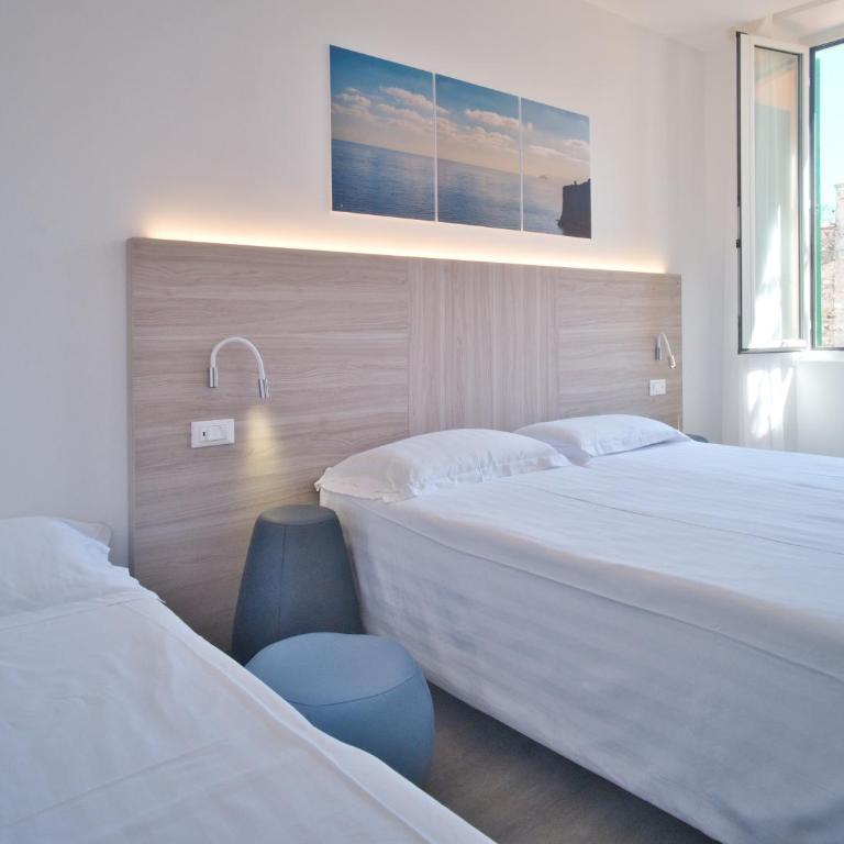 Hotel Medusa - Camera Matrimoniale/Doppia con Letti Singoli con Letto Supplementare - 6