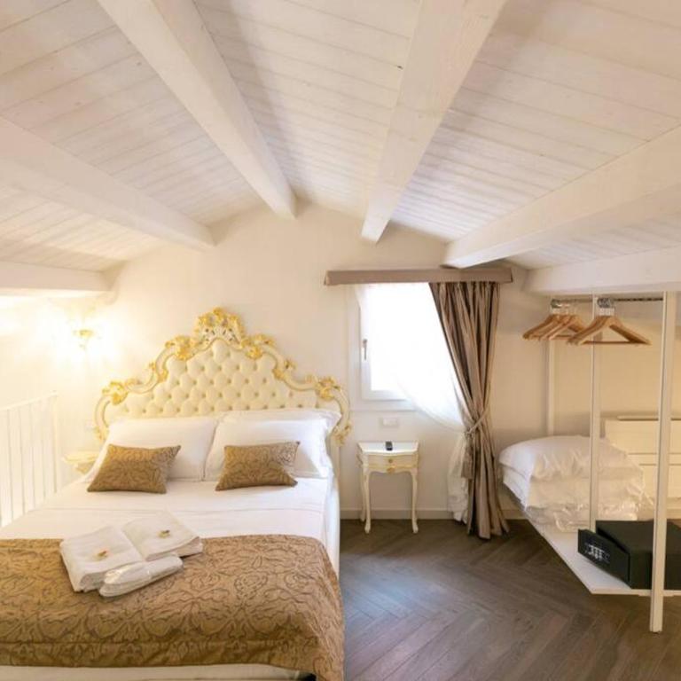 Suite Duplex Apartment ApartSuite - Appartamento con 1 Camera da Letto - 4