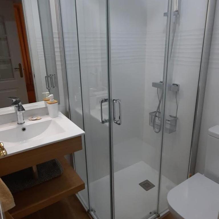 IMPRESIONANTE PRIMERA LÍNEA DE PLAYA, BAJONDILLO BEACH - Two-Bedroom Apartment - 24