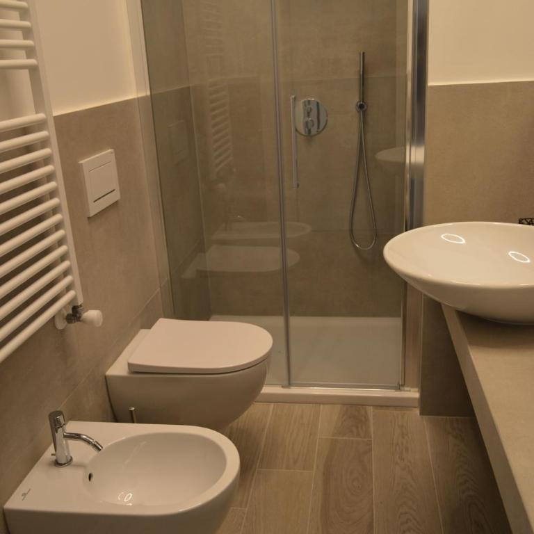 Camere Scandellara 24 - Camera Matrimoniale con Bagno Privato - 31