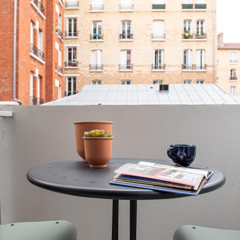NEW - Appt style le Corbusier avec Balcon - 8 pers - Appartement 3 Chambres - 27
