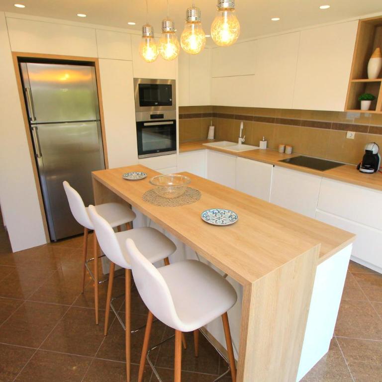 Lux Pržno View Penthouse - Three-Bedroom Apartment - 23