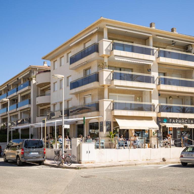 Carrer golf de sant jordi, 2 A - Apartment - 25