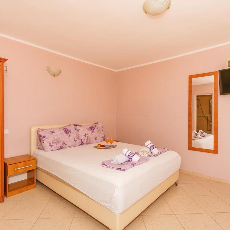 Guest House Edita - Apartman sa Balkonom - 6