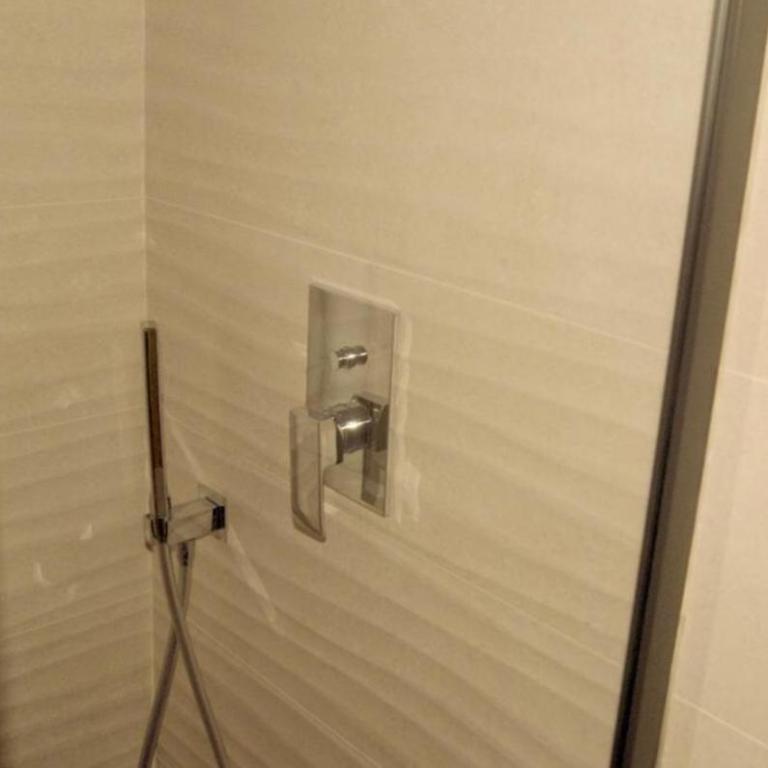 La Maison - Double Room with Private Bathroom - No Window - 4