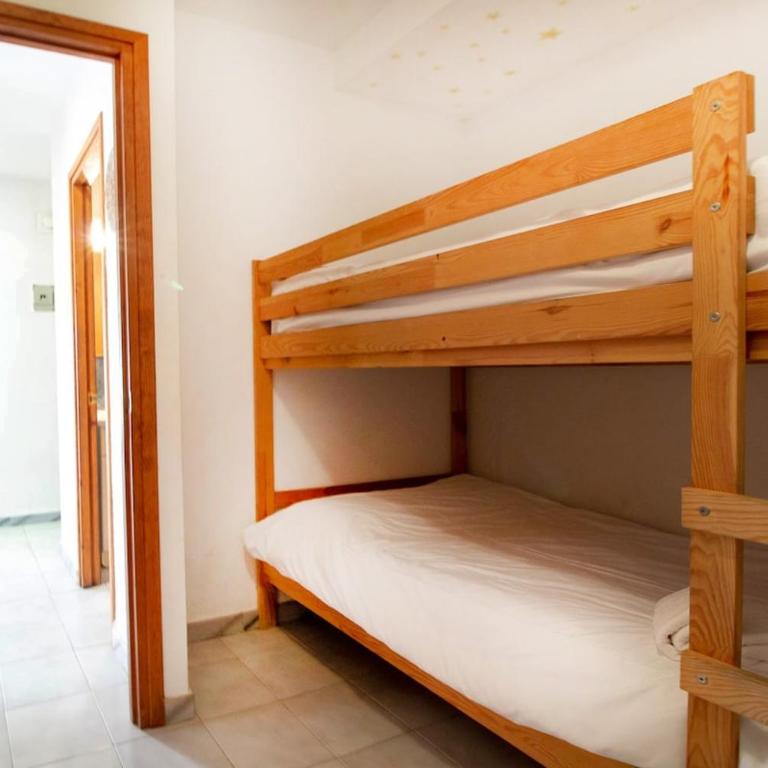 PORT I Sistach Rentals - Two-Bedroom Apartment - 15