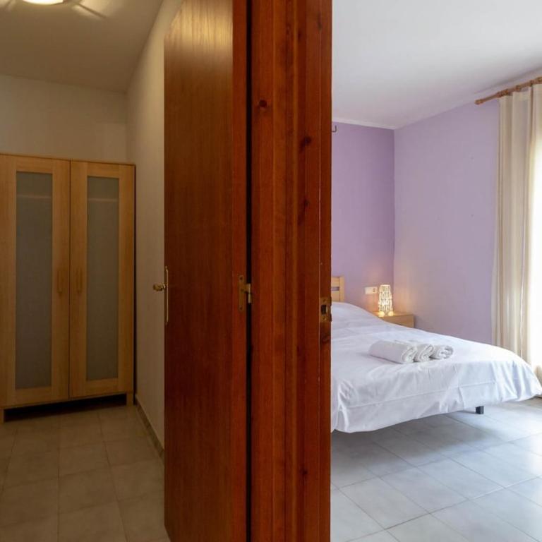 PORT I Sistach Rentals - Two-Bedroom Apartment - 7