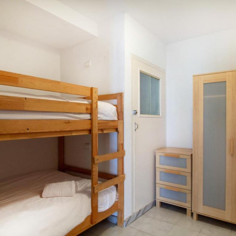 PORT I Sistach Rentals - Two-Bedroom Apartment - 14