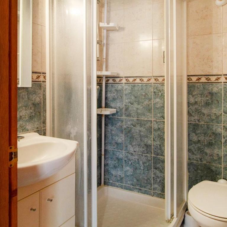 PORT I Sistach Rentals - Two-Bedroom Apartment - 17