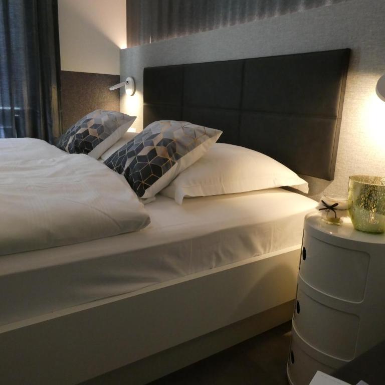Central & Elegant Apartments,partially with Fireplace, by Zermatt Rental - Apartment mit 3 Schlafzimmern (8 Erwachsene) - 15