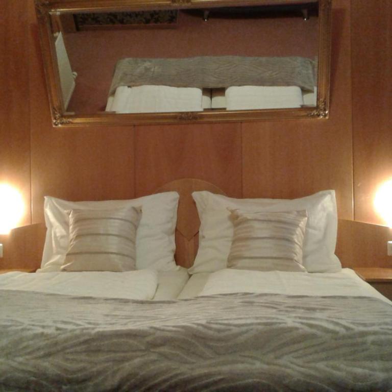 LiebesNesterl Bergwirt - Boutique Hotel - Double Room with Balcony - 16