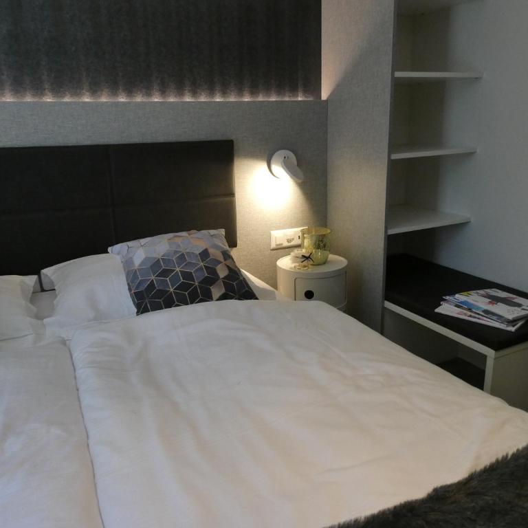 Central & Elegant Apartments,partially with Fireplace, by Zermatt Rental - Penthouse-Apartment mit 3 Schlafzimmern - 14