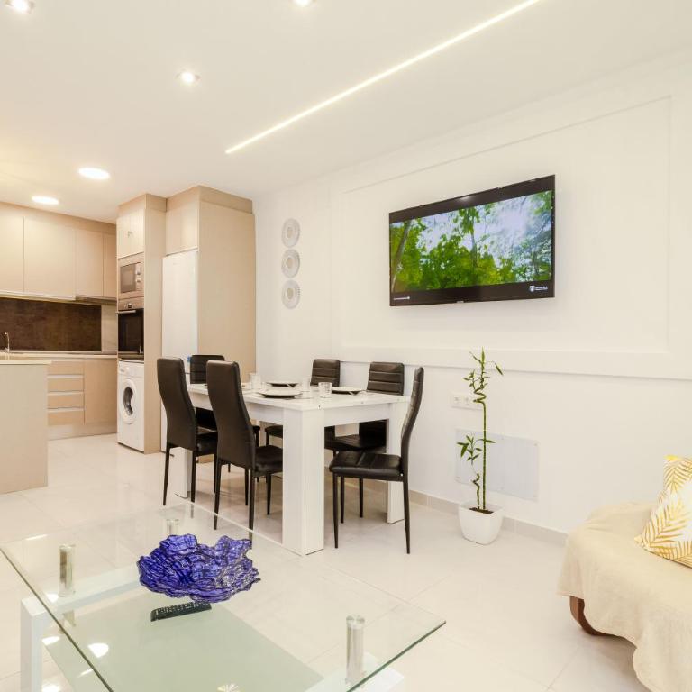 CORAZÓN DEL MAR - Three-Bedroom Apartment - 8