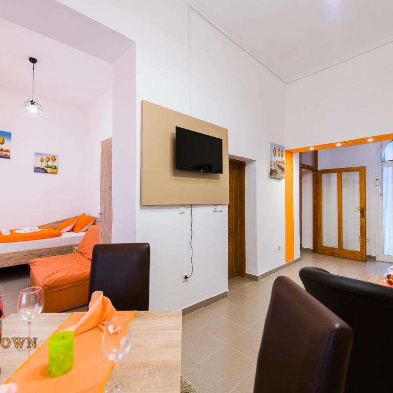 Downtown Lux Apartments, Subotica - Two-Bedroom Apartment - 3