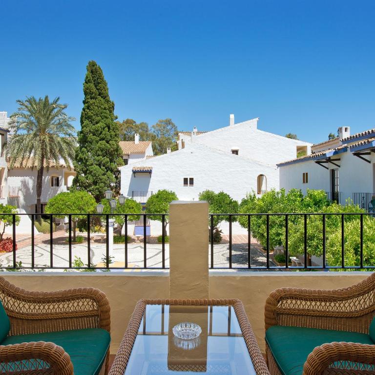 BlueBay Banús - Habitación Estándar (2 adultos + 1 niño) - 1