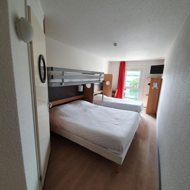 Première Classe Annemasse Ville La Grand - Chambre Quadruple - 5