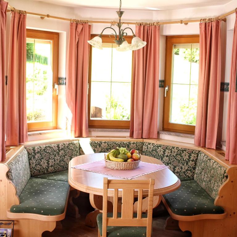 Ferienhaus Schaller am Galsterberg - Appartement avec Terrasse - 10