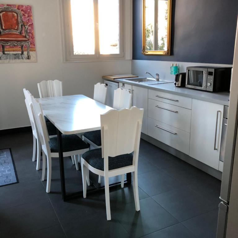 Centre ville - Appartement 3 chambres & Terrasse - La Clé des Sacres - Appartamento con 3 Camere da Letto - 15