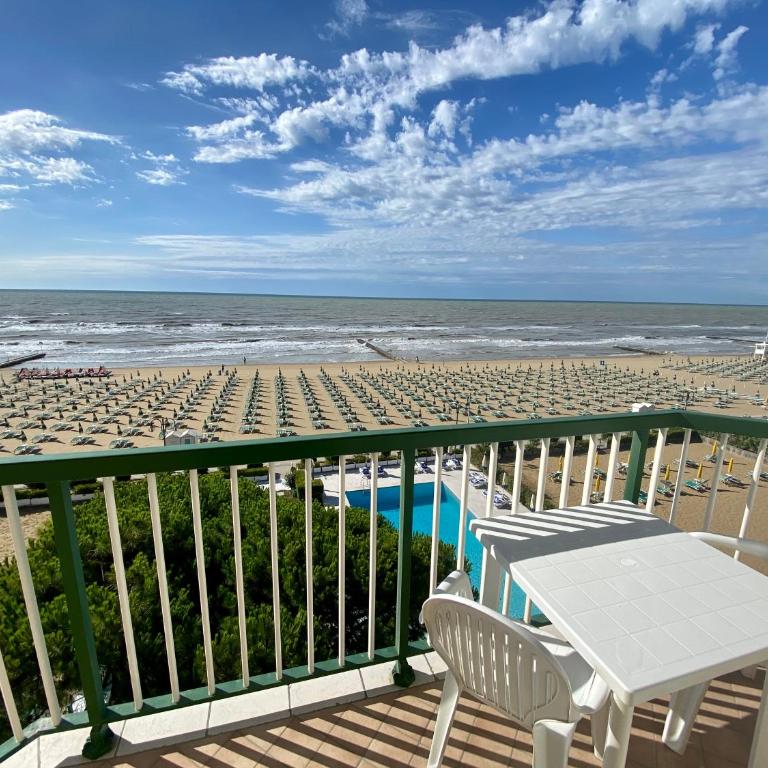 Hotel Florida - Camera Matrimoniale/Doppia con Letti Singoli con Vista Mare - 7