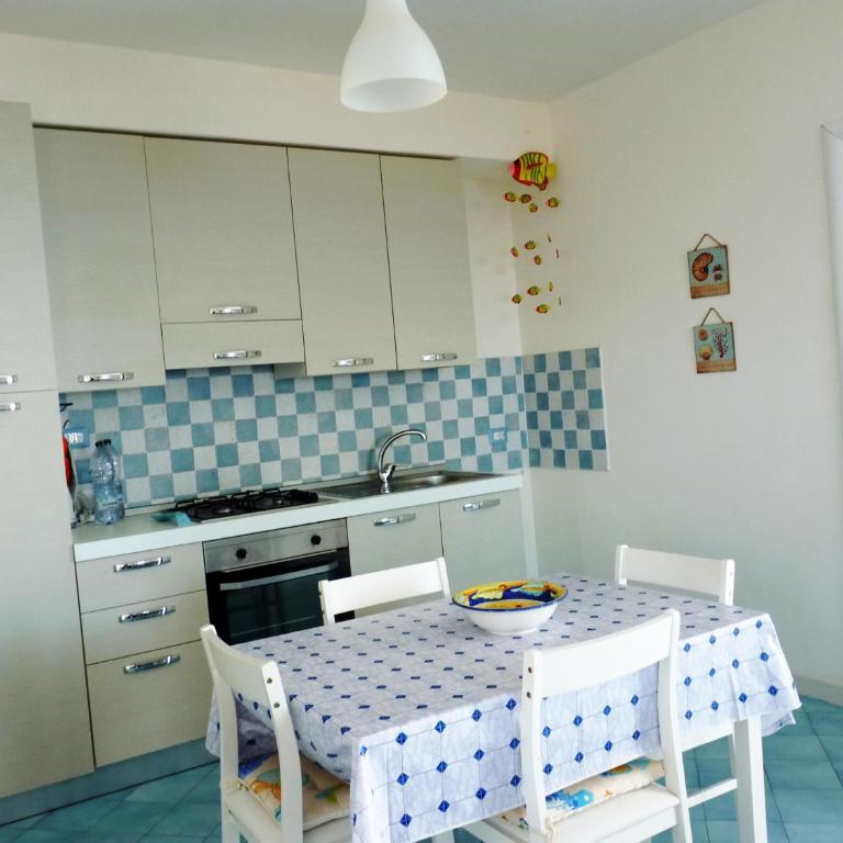 Casa Tramonto - Appartamento con 1 Camera da Letto e Vista Mare - 3