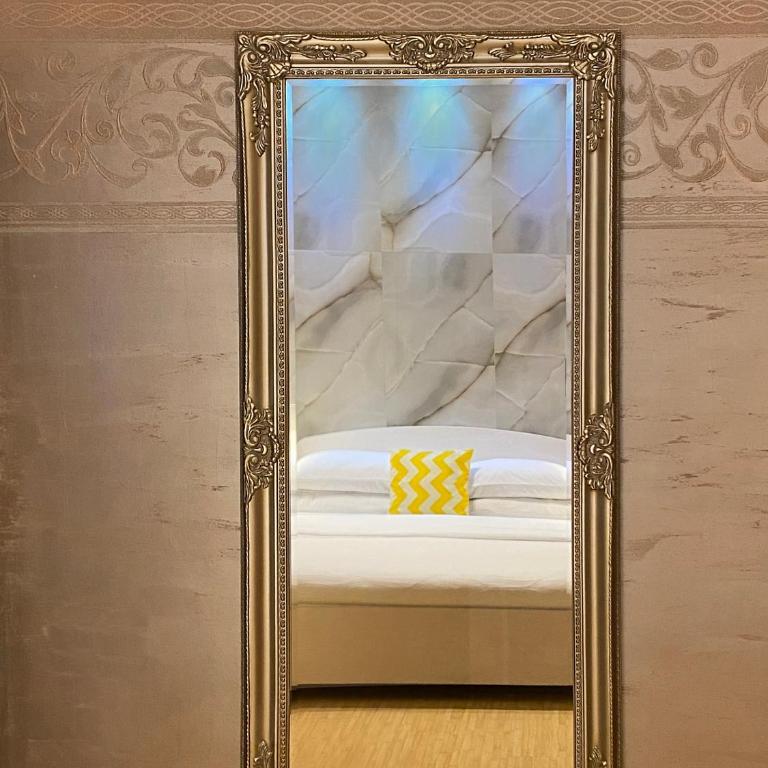 Shangri La Mansion - Classic Double Room - 1