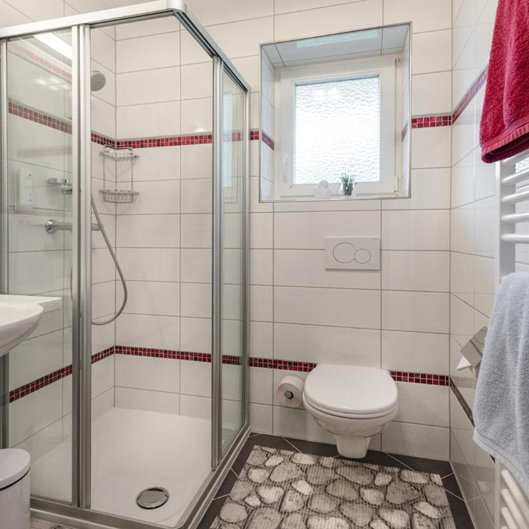 Haus Elisabeth - Doppelzimmer mit Balkon - 6