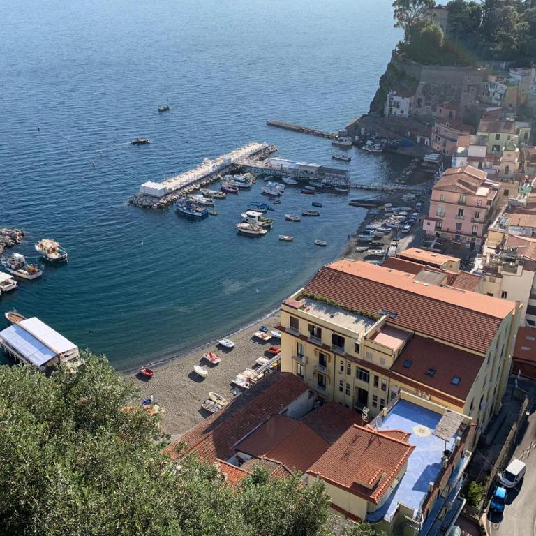 Profumo di mare - Sea Front Terrace Apartment Marina Grande, Sorrento - Appartamento - 45