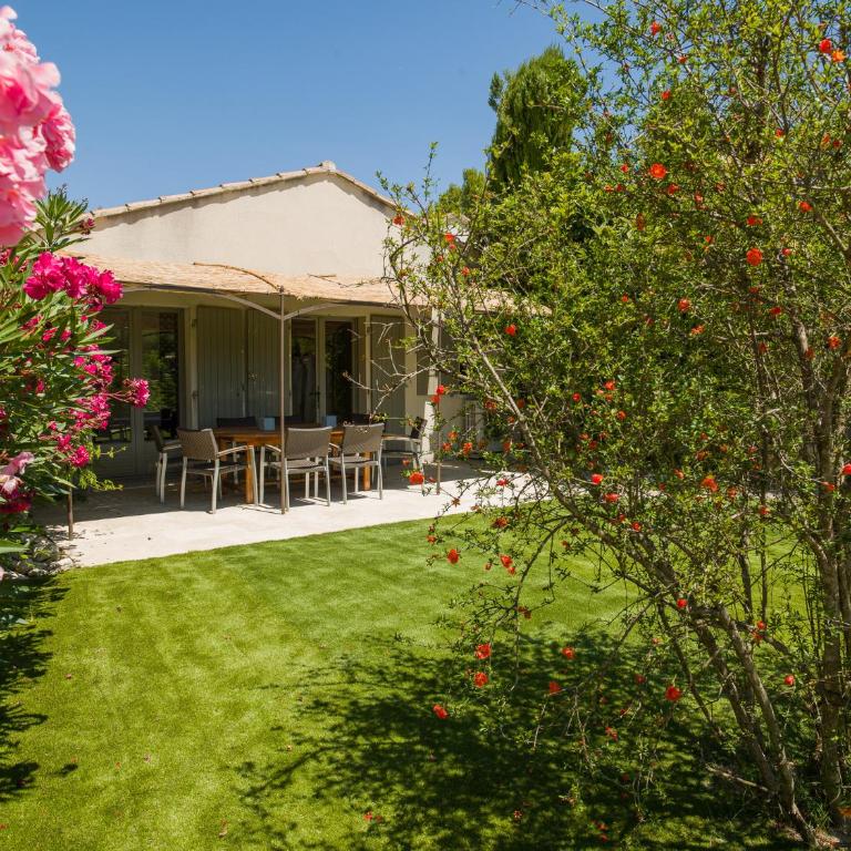 Hôtel l'Amandière - Maison de Vacances avec Jardin Privé - 2