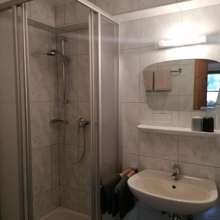 Gasthof Finkenhof - Chambre Double avec Balcon - 3