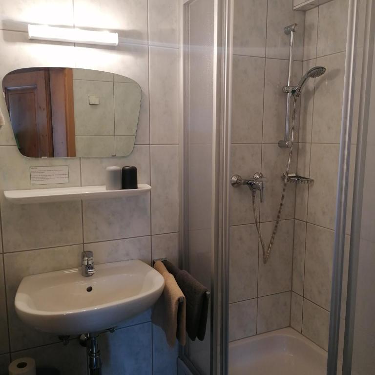 Gasthof Finkenhof - Chambre Double avec Balcon - 6