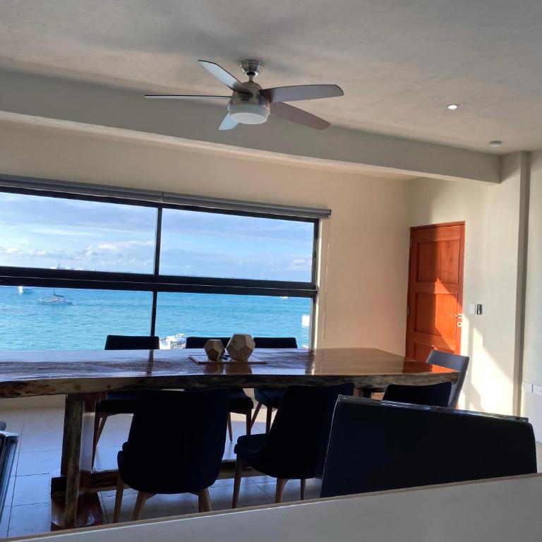 Cuxos Hotel Beachfront - Apartment with Sea View - 6