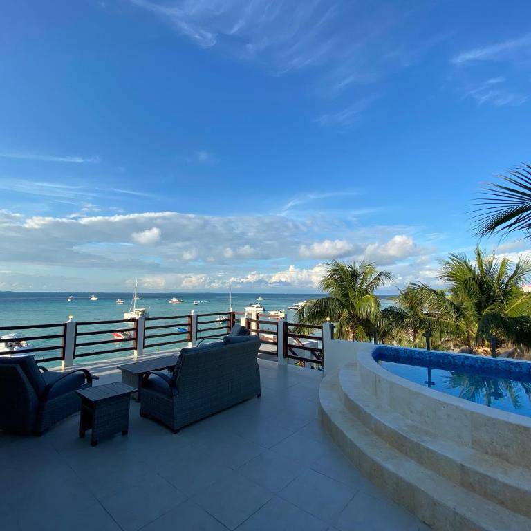 Cuxos Hotel Beachfront - Apartment with Sea View - 13