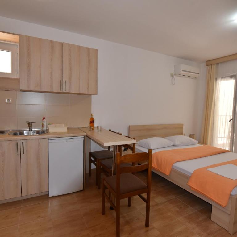Studio Apartments 6 Palmi - Standardni Studio Apartman sa Balkonom - 7