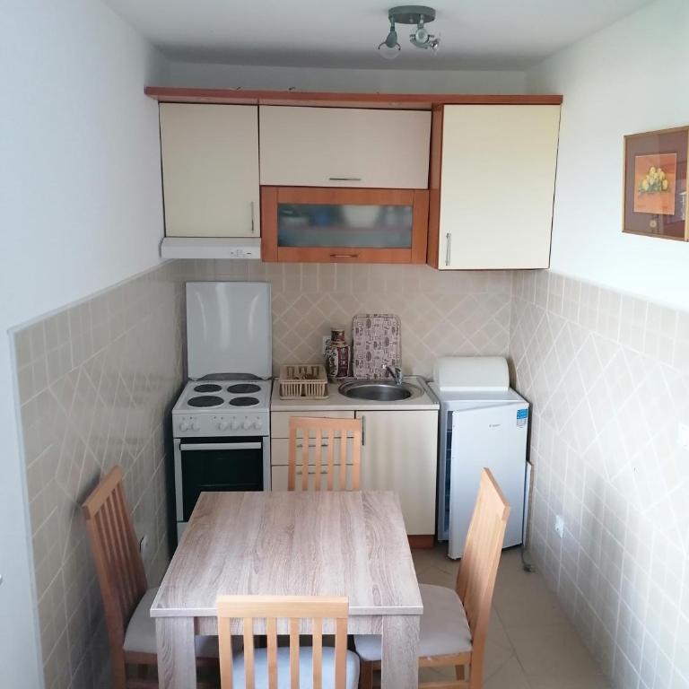 VILA DIVOTA - Apartman sa 1 Spavaćom Sobom - 2
