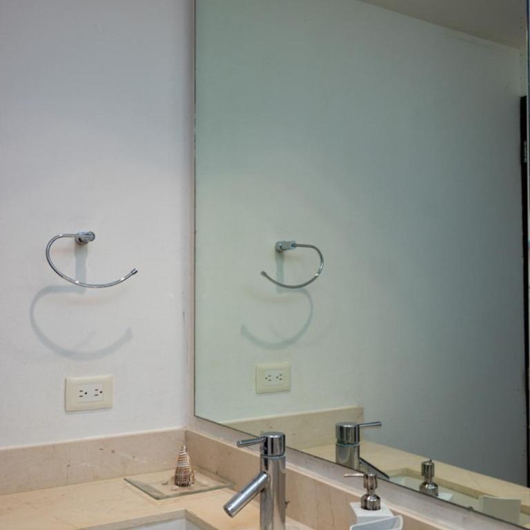 Elements Garden House 6 condo - Two-Bedroom Apartment - 25