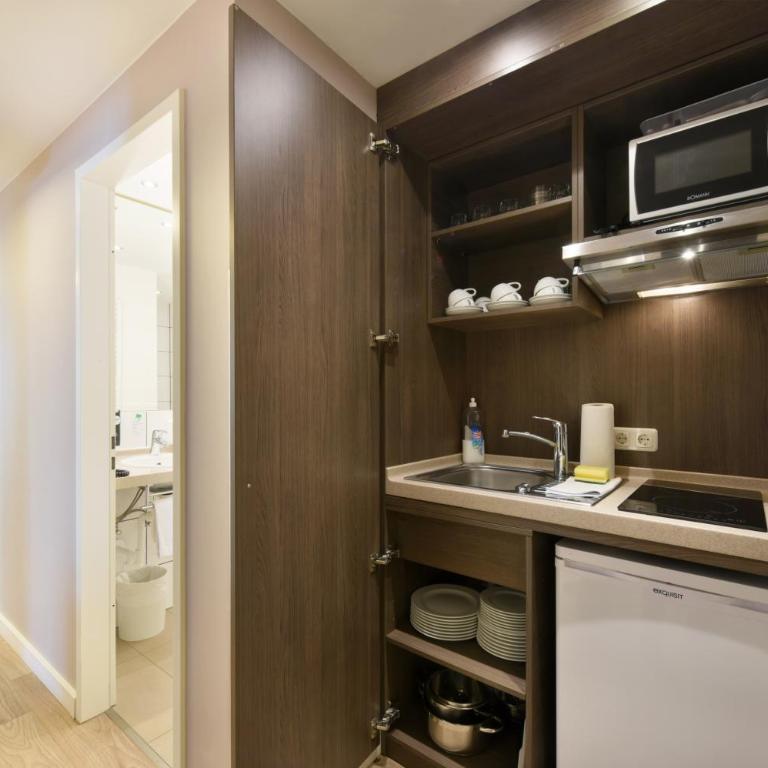 KOOS Hotel&Apartments - City Aparthotel - Apartamento de 4 habitaciones - 2