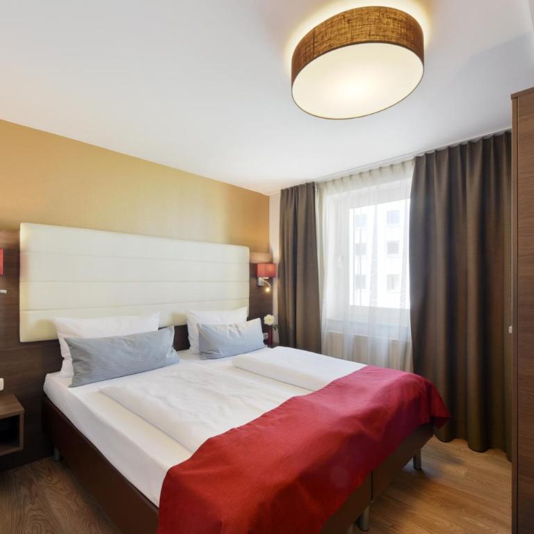 KOOS Hotel&Apartments - City Aparthotel - Apartamento de 4 habitaciones - 6