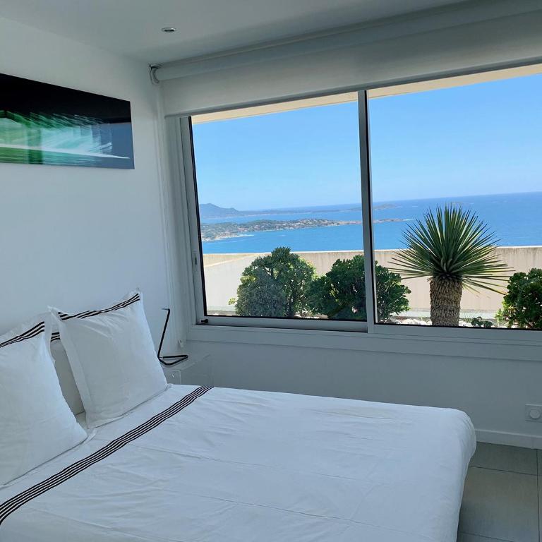 Design Apartment - Superb Seaviews - 70m2 - Large Terrace - Pool - No Extra Costs - Apartamento de 2 dormitorios - 13