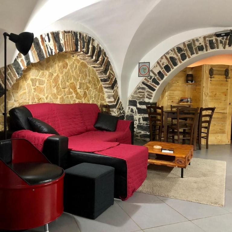 Antony’s Home - One-Bedroom Apartment - 17