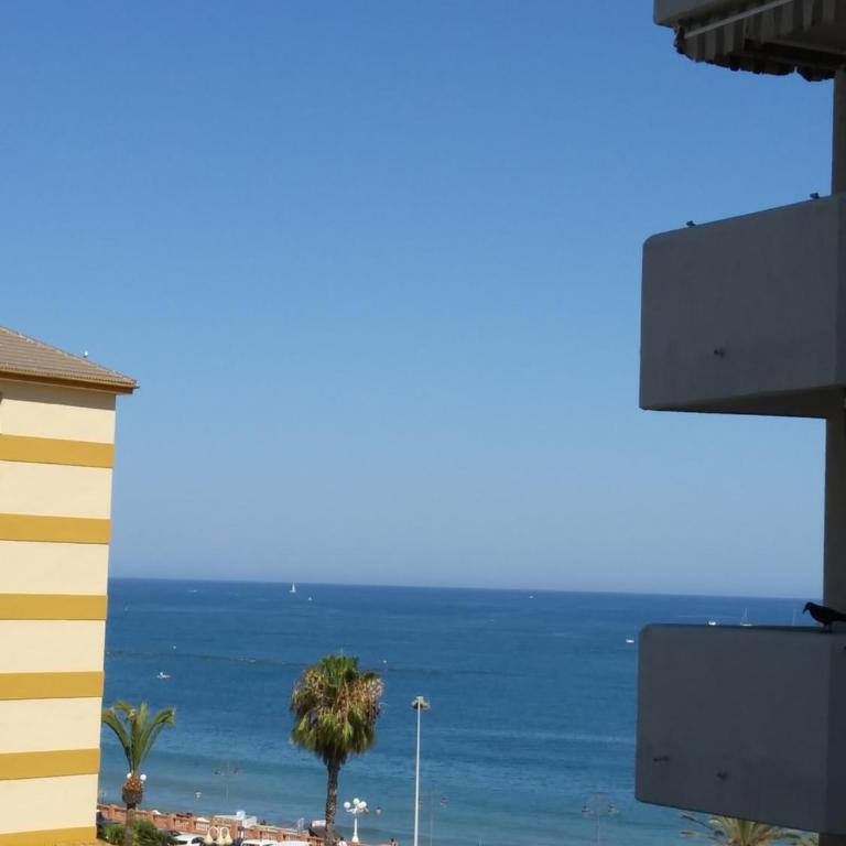 BenalSuite estudio, piscina y playa en BenalBeach, Benalmadena - Deluxe Studio - 22