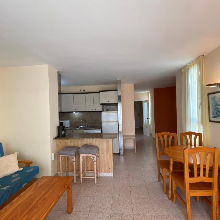 LA DORADA - One-Bedroom Apartment - 7