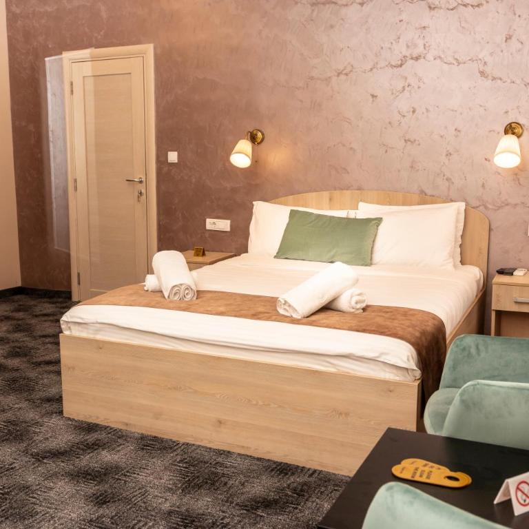 Skadarlija Suites - Trokrevetna Soba - 12