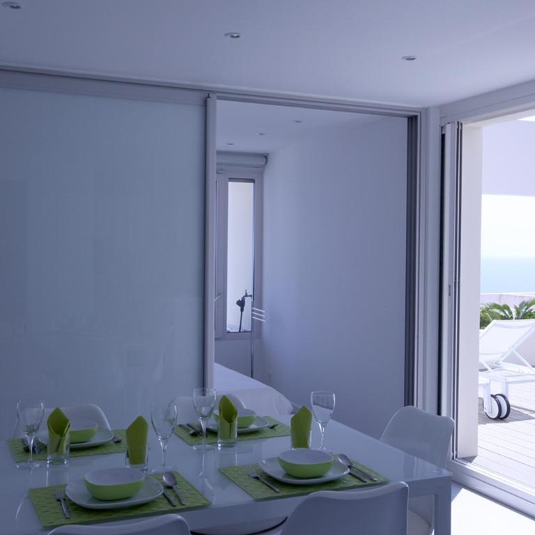 Design Apartment - Superb Seaviews - 70m2 - Large Terrace - Pool - No Extra Costs - Apartamento de 2 dormitorios - 10