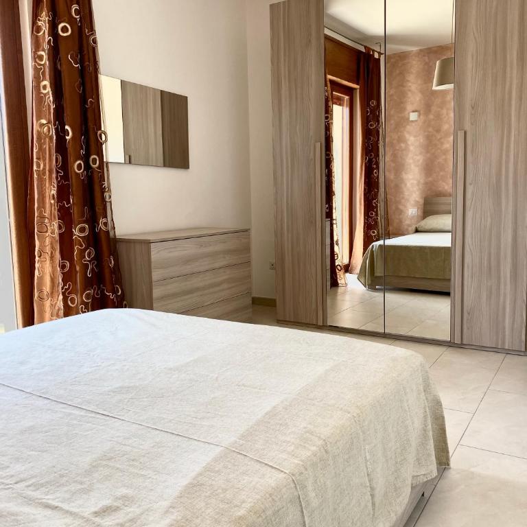 Estasi Home - Appartamento con 1 Camera da Letto e Balcone - 5