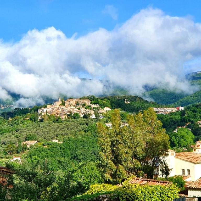 Apartment Picasso in large park with heated pool - Appartement - 33